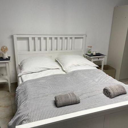 Sleepwell1 Appartement Keulen Buitenkant foto